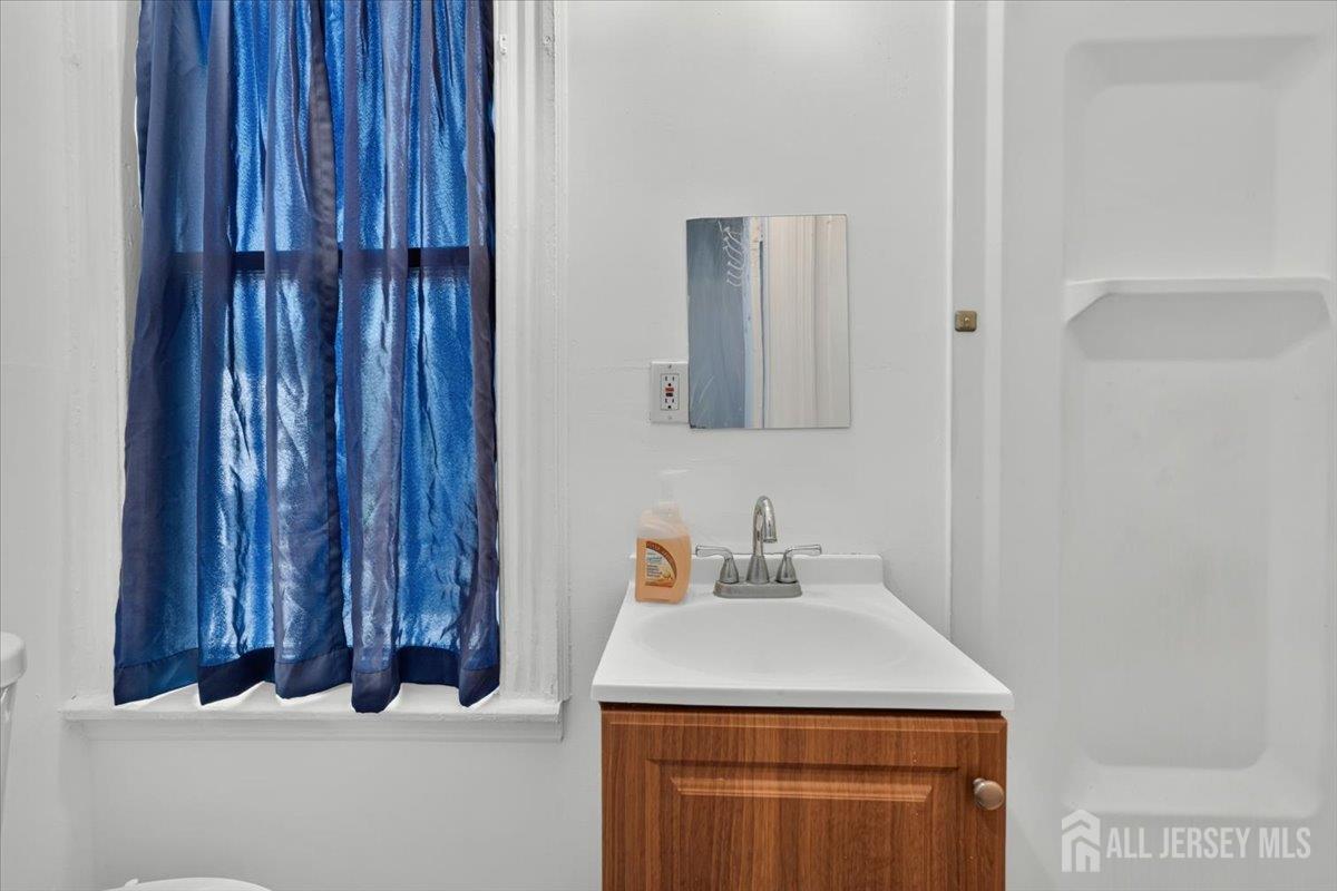 603 Lincoln Boulevard Middlesex County NJ 08846