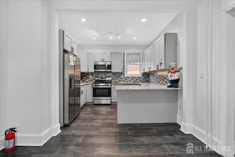 603 Lincoln Boulevard Middlesex County NJ 08846