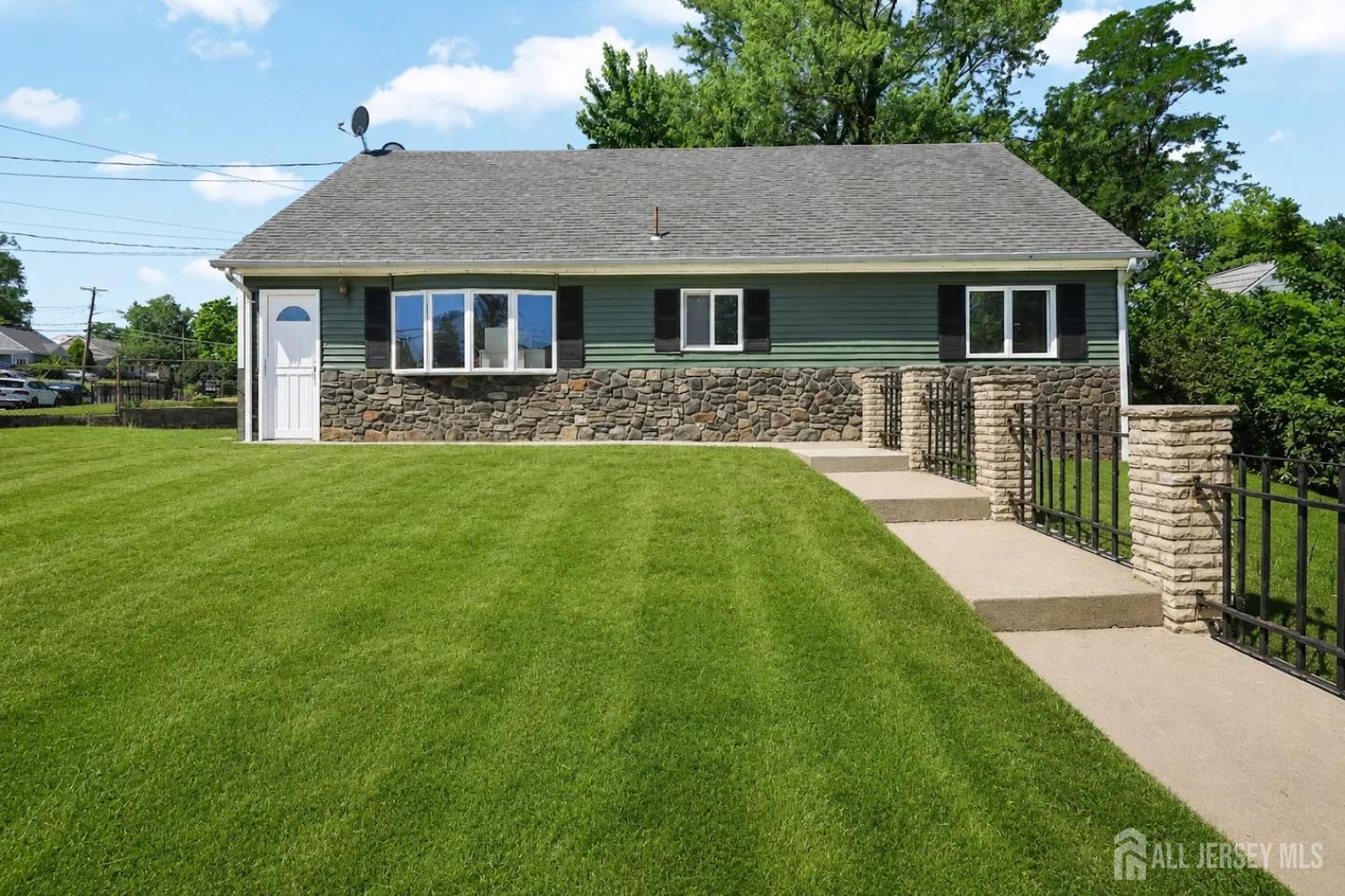 2 Kendall Drive Parlin NJ 08859