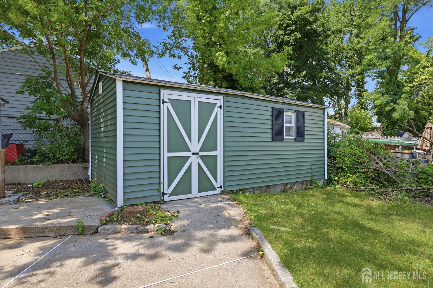2 Kendall Drive Parlin NJ 08859