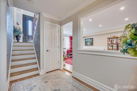 71 Crosby Avenue Edison NJ 08817