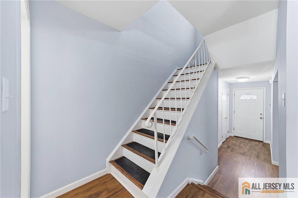 60 Hickory Court Jamesburg NJ 08831