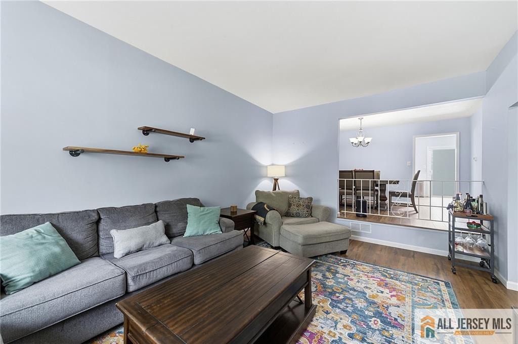 60 Hickory Court Jamesburg NJ 08831