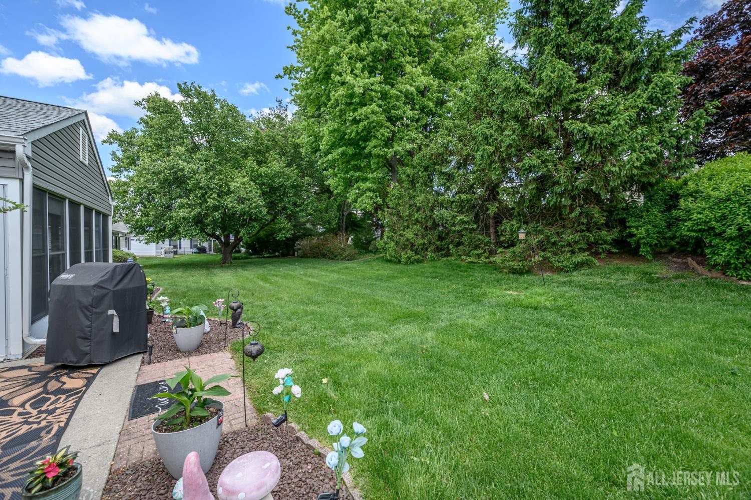 9 Marlow Avenue Manchester NJ 08759