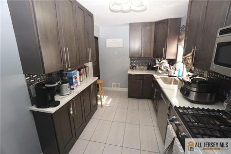 152 S Inman Avenue Avenel NJ 07001