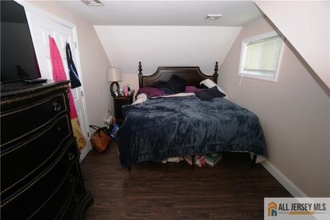 152 S Inman Avenue Avenel NJ 07001