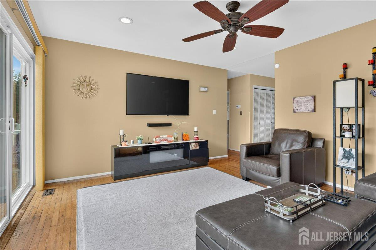 11 Brown Court Old Bridge NJ 08859
