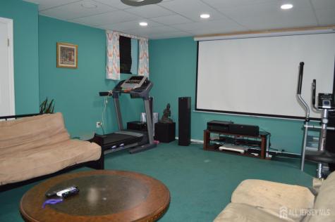40 Newland Court Bridgewater NJ 08807