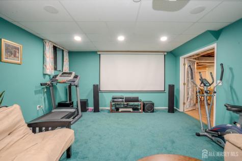 40 Newland Court Bridgewater NJ 08807