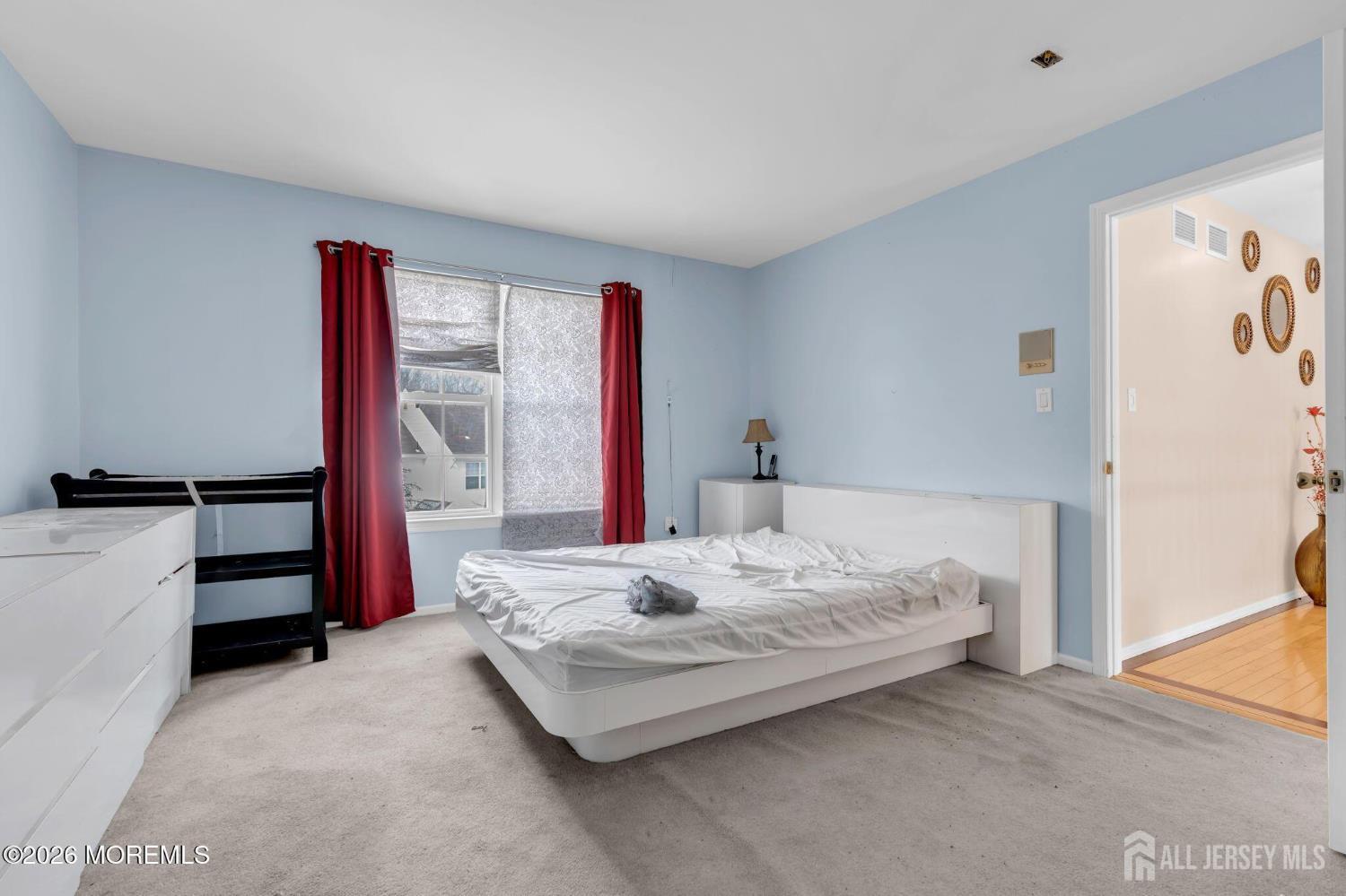 18 Lysbeth Lane Matawan NJ 07748