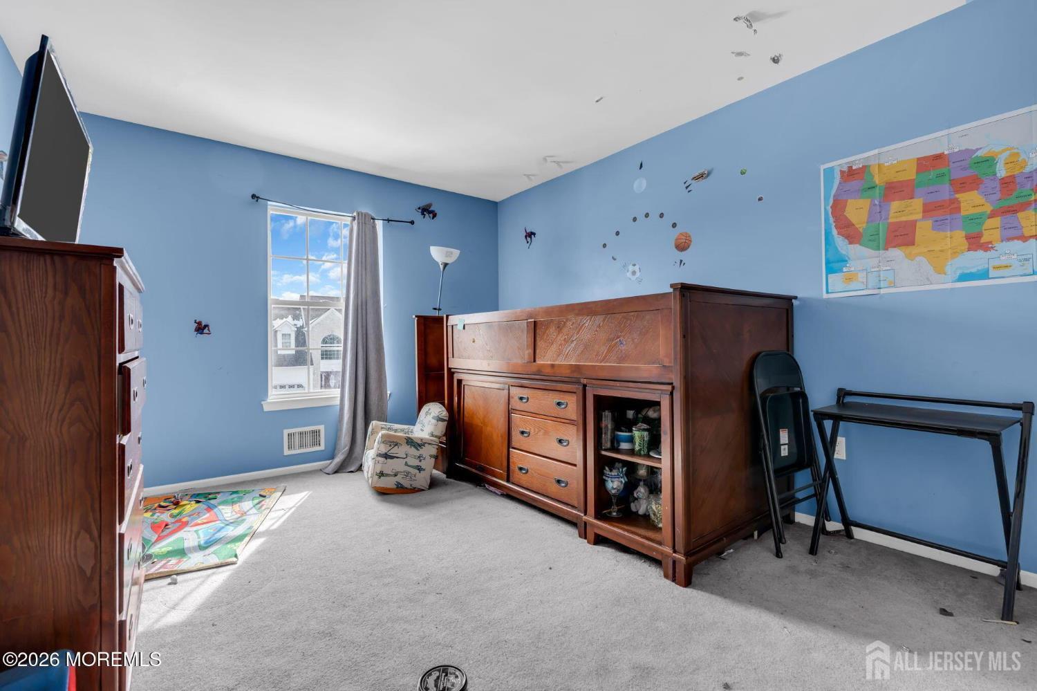 18 Lysbeth Lane Matawan NJ 07748
