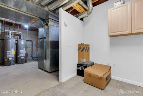 18 Lysbeth Lane Matawan NJ 07748
