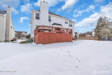 18 Lysbeth Lane Matawan NJ 07748