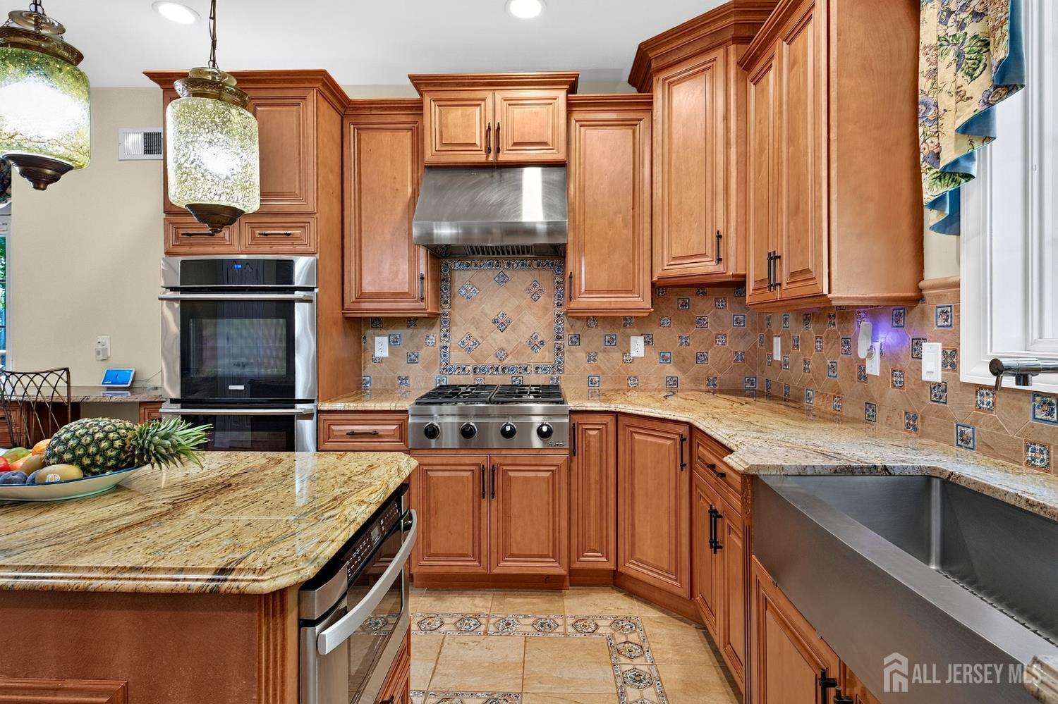 93 Lamb Lane Manalapan NJ 07726
