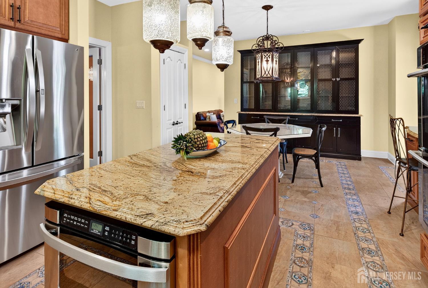 93 Lamb Lane Manalapan NJ 07726