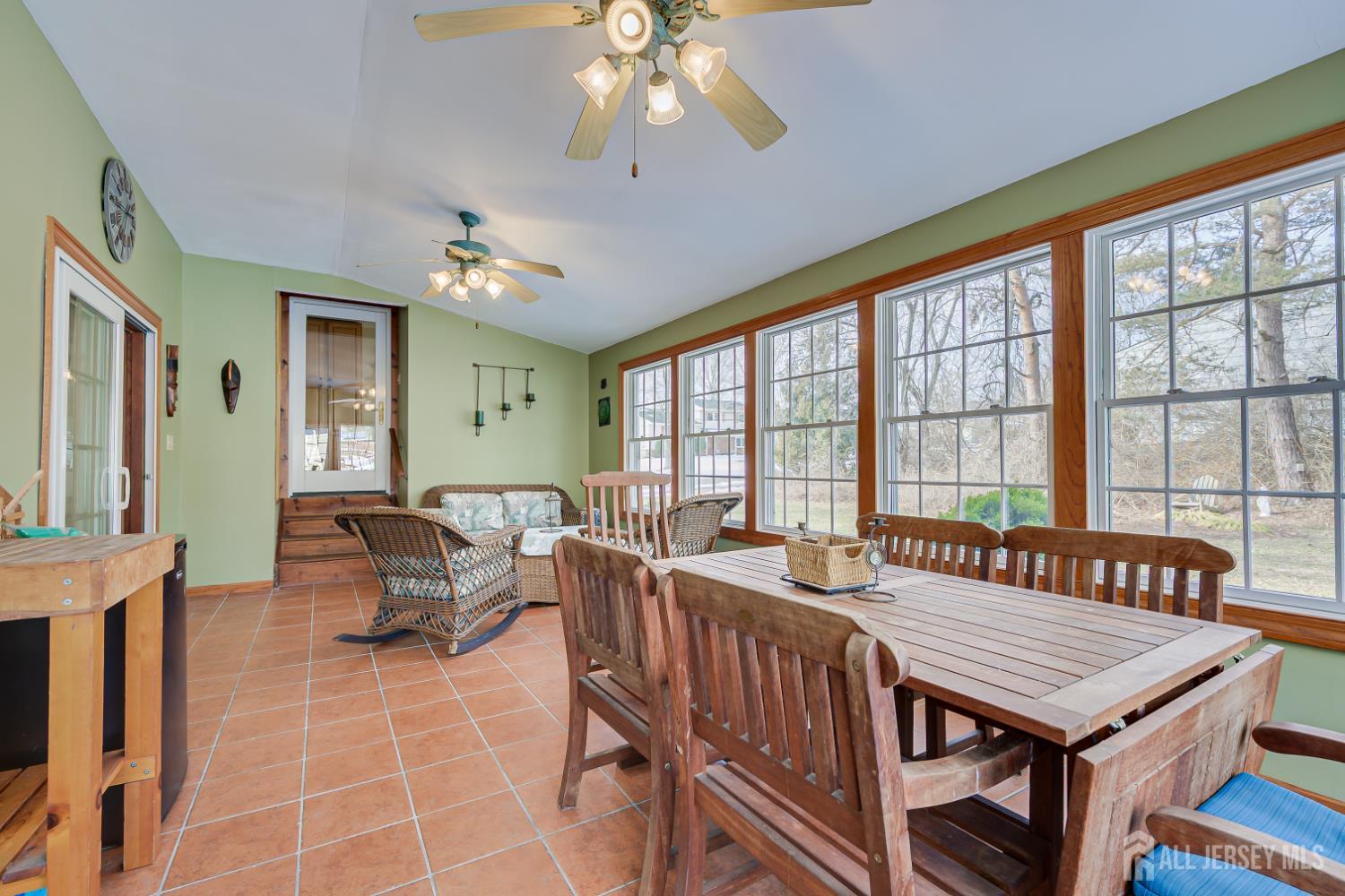 19 Annette Drive Edison NJ 08820