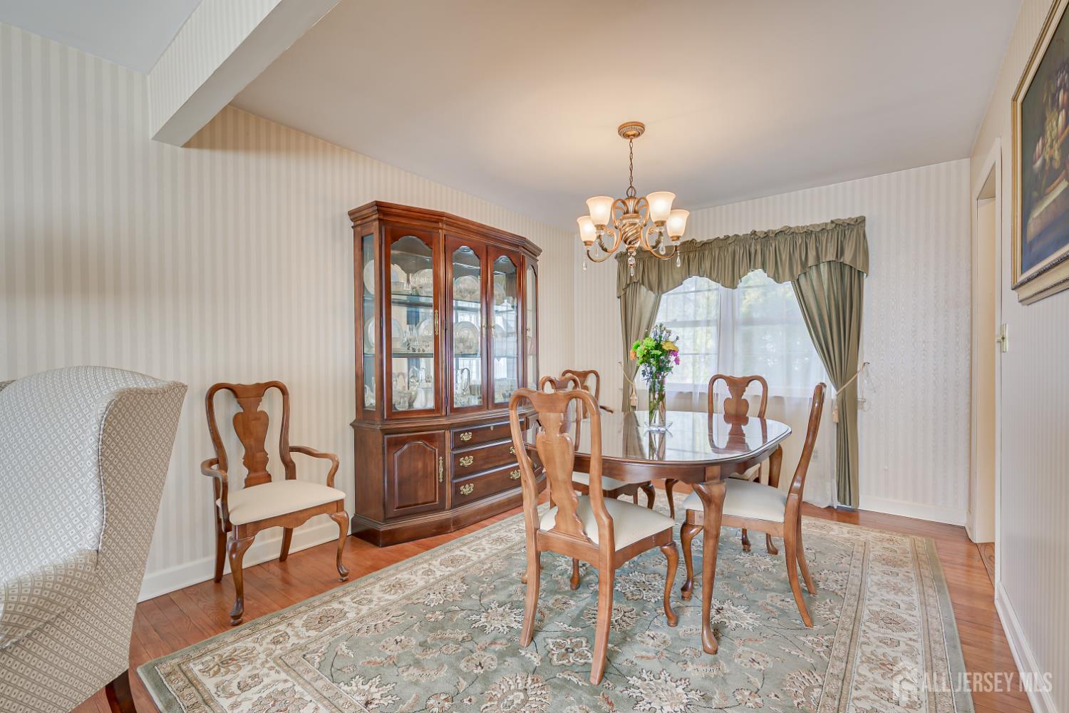 19 Annette Drive Edison NJ 08820