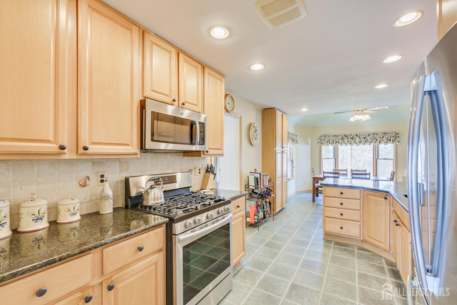 19 Annette Drive Edison NJ 08820