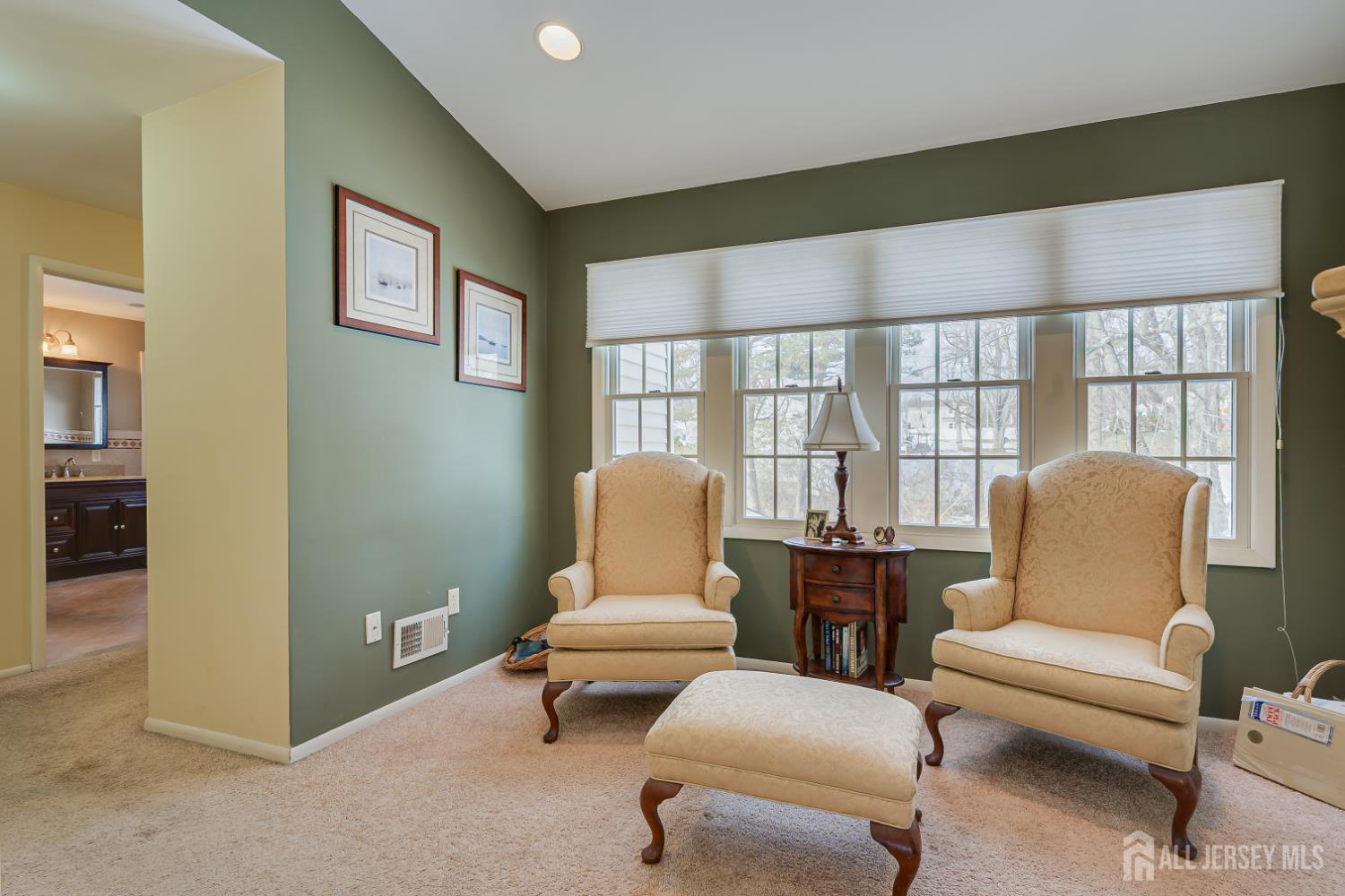 19 Annette Drive Edison NJ 08820