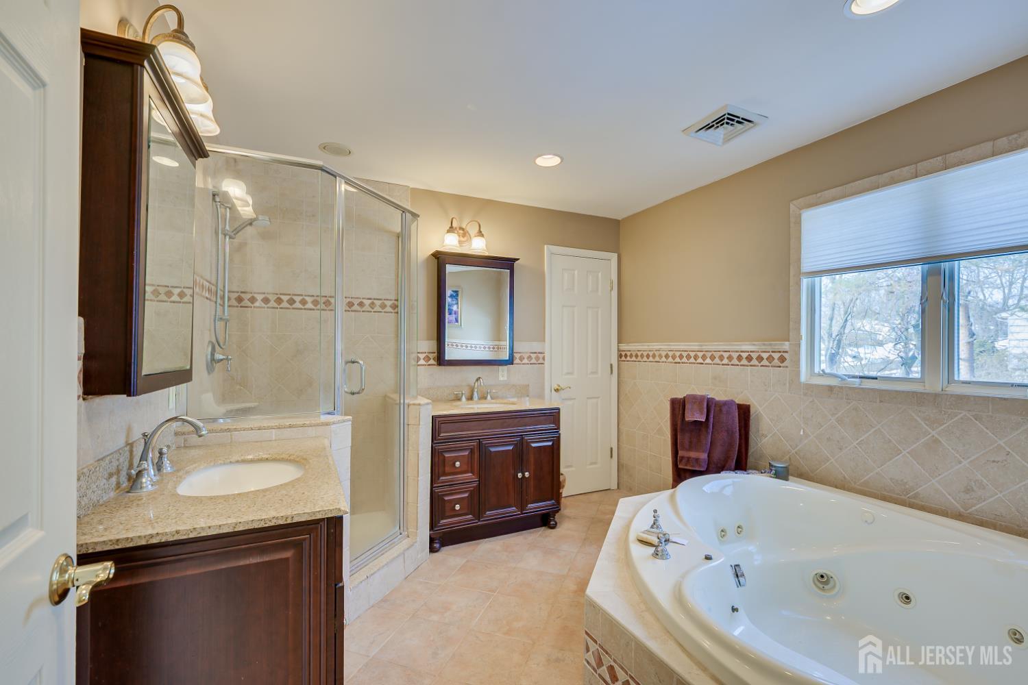 19 Annette Drive Edison NJ 08820