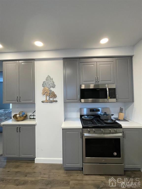 21 Douglas Street Fords NJ 08863