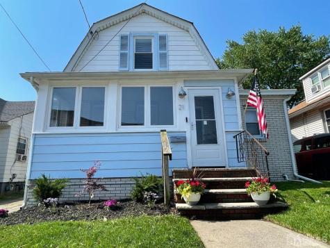 21 Douglas Street Fords NJ 08863
