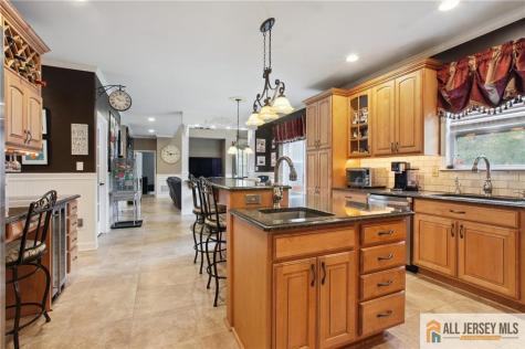 48 Condor Drive Marlboro NJ 07751