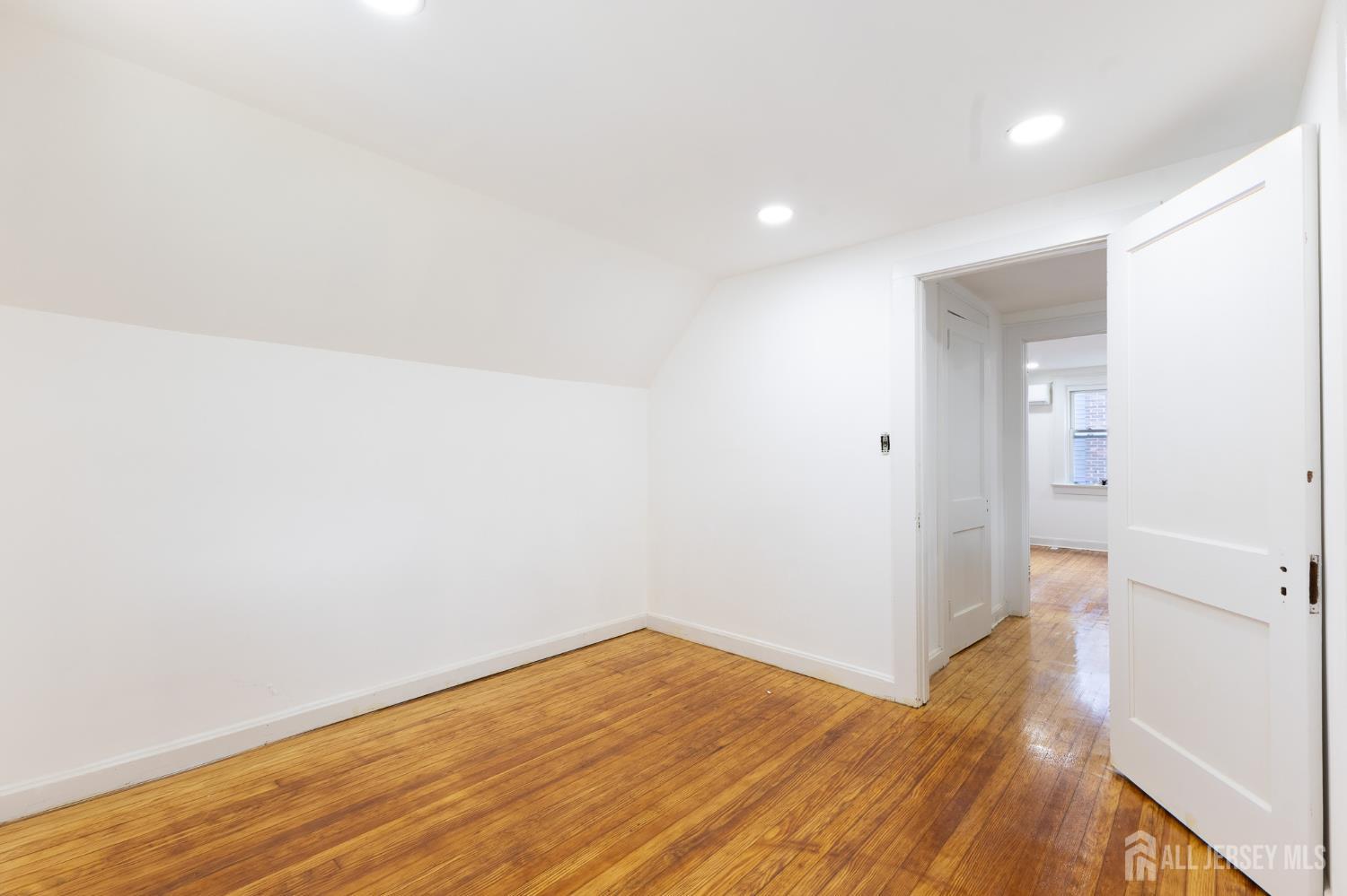 18 Cypress Street Carteret NJ 07008