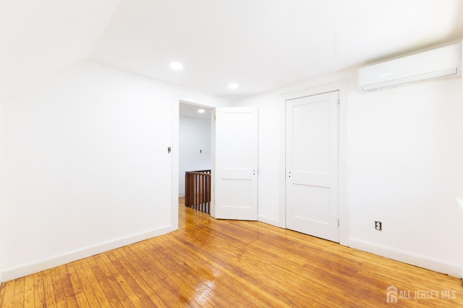 18 Cypress Street Carteret NJ 07008