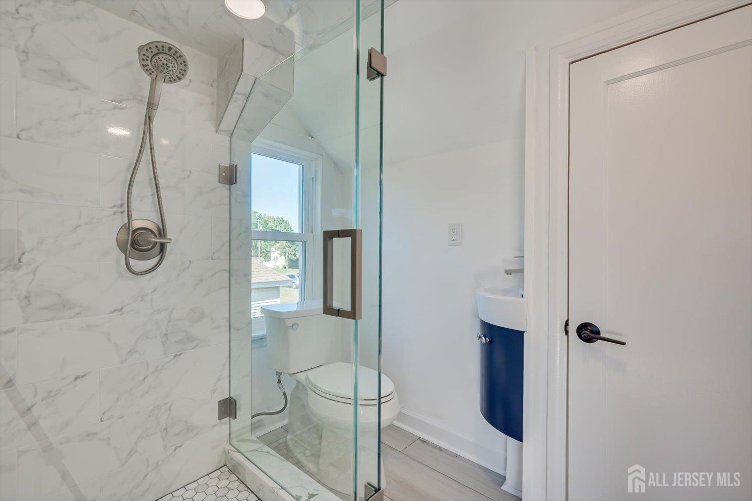12 White Street Middletown NJ 07748