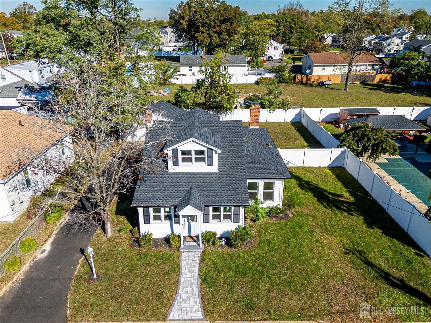 12 White Street Middletown NJ 07748