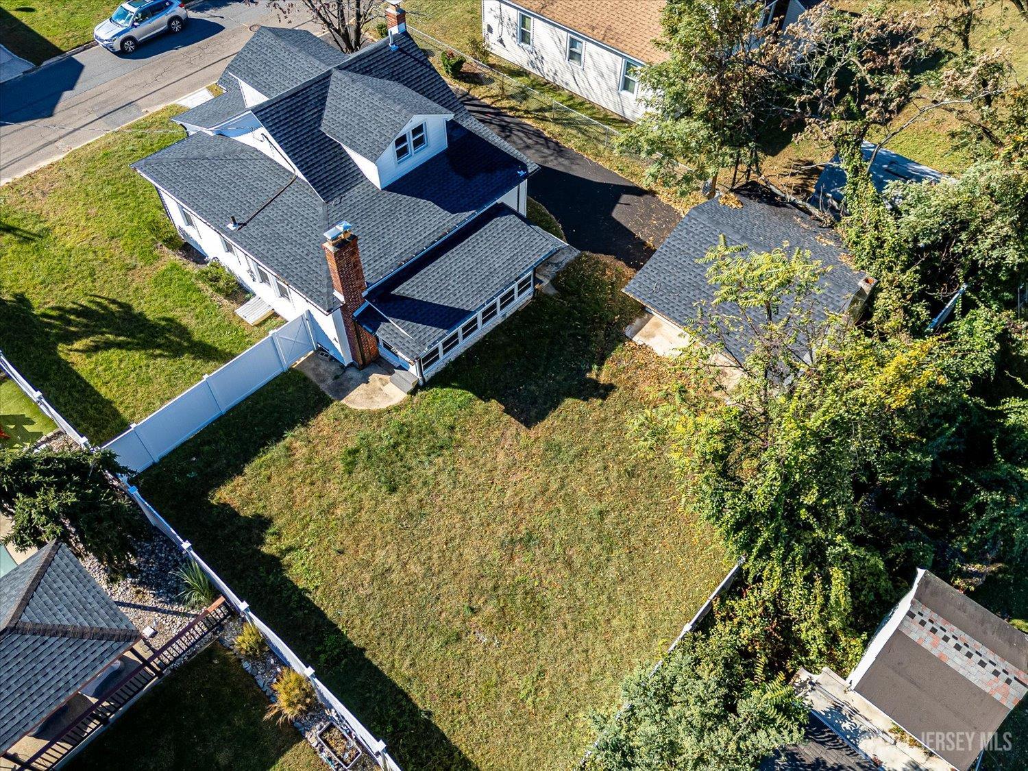 12 White Street Middletown NJ 07748