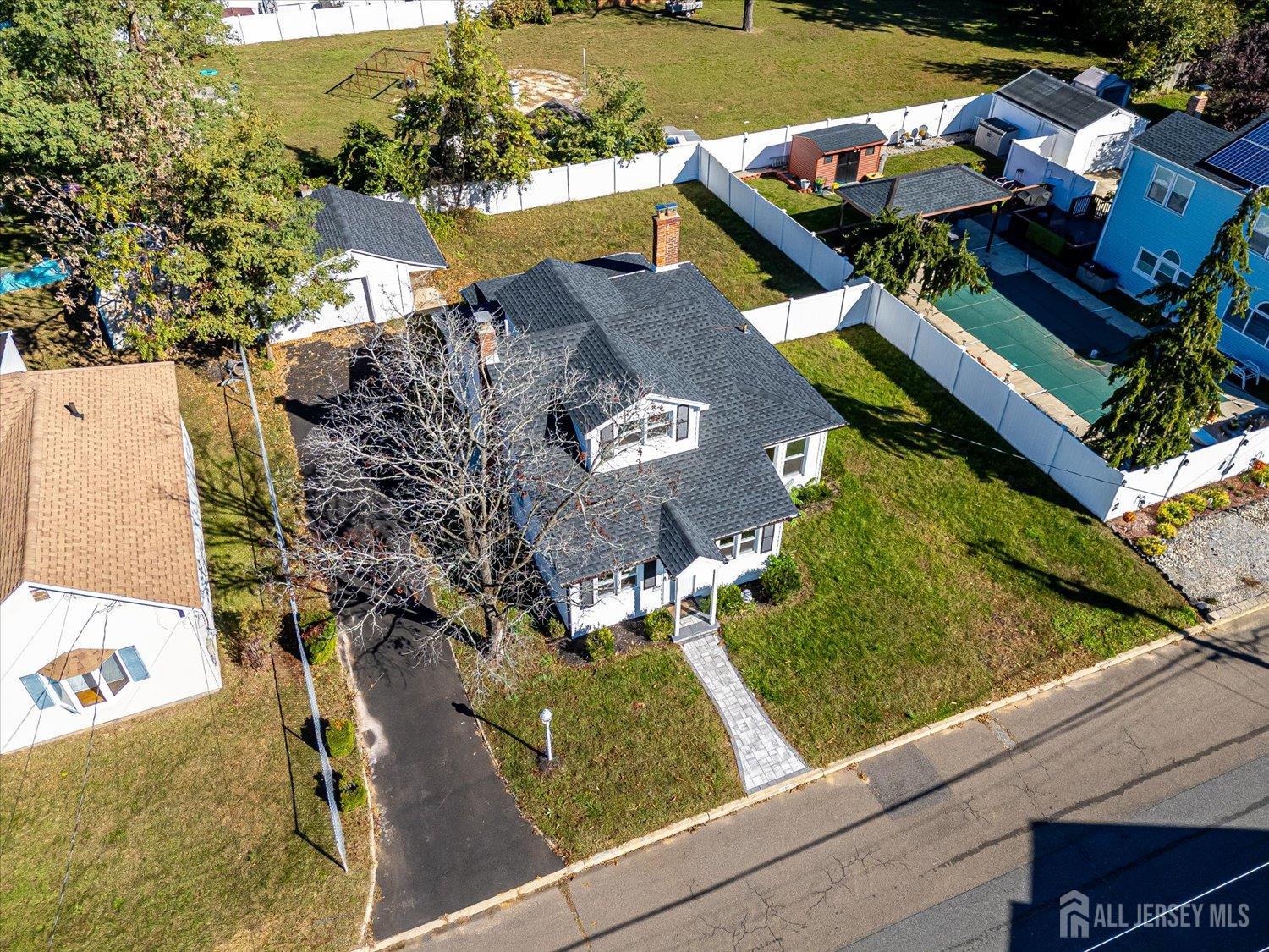 12 White Street Middletown NJ 07748