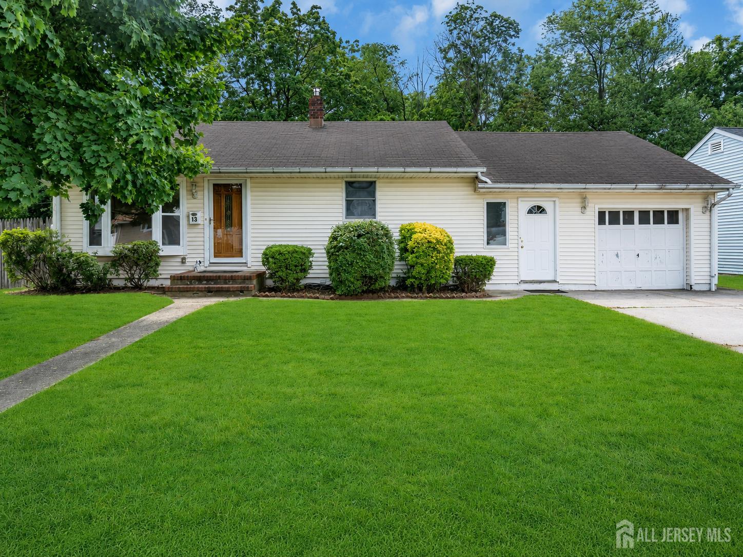 13 Burnham Road East Brunswick NJ 08816