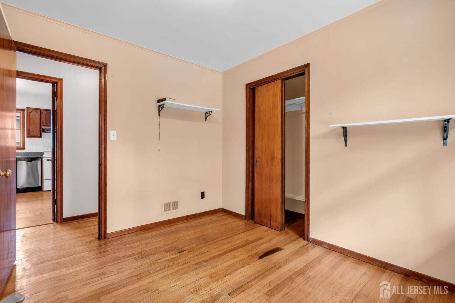 13 Burnham Road East Brunswick NJ 08816