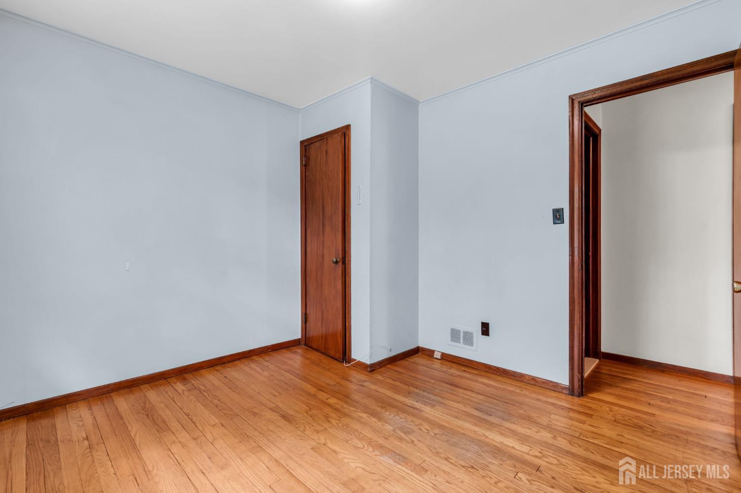 13 Burnham Road East Brunswick NJ 08816