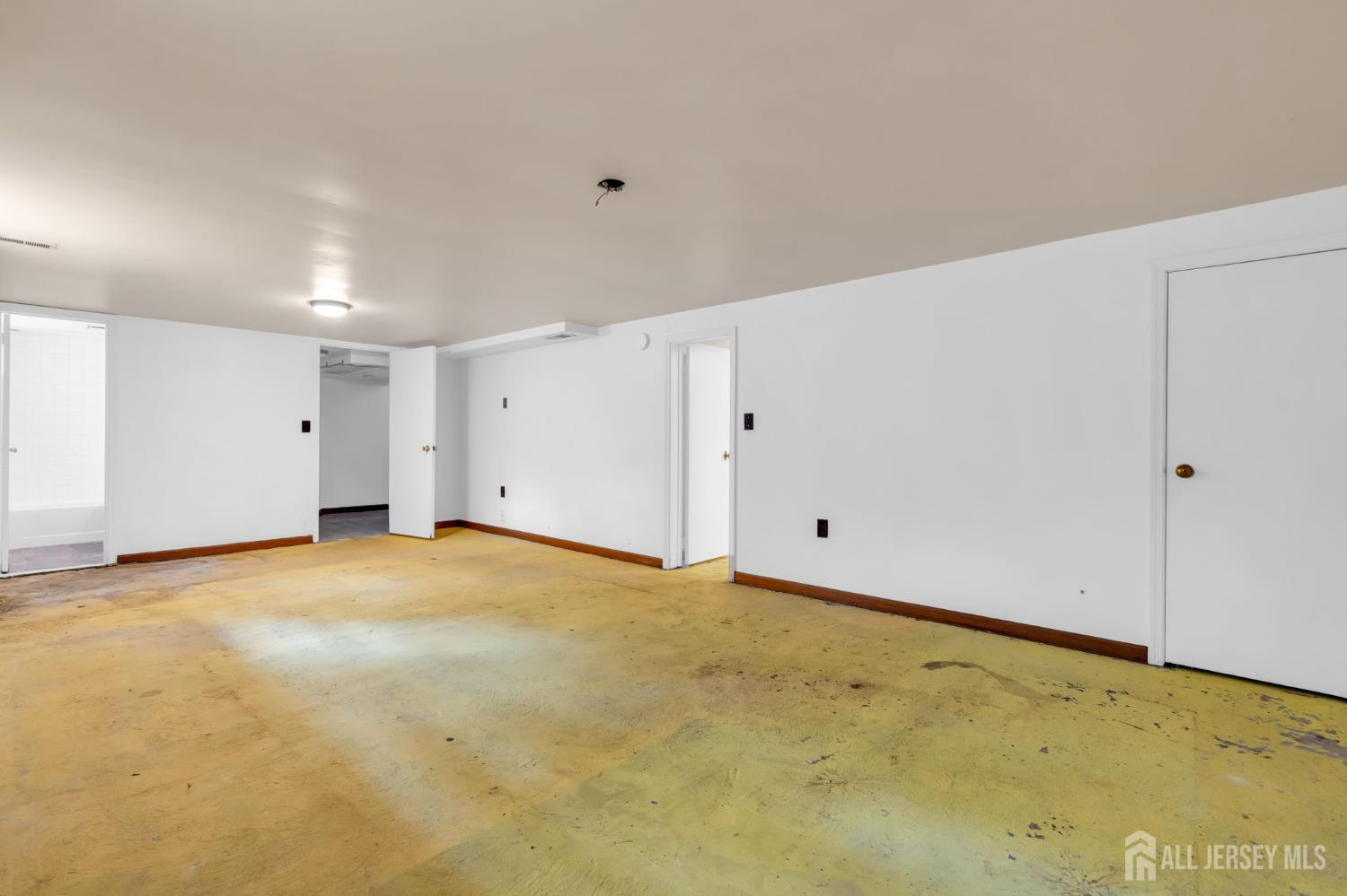 13 Burnham Road East Brunswick NJ 08816