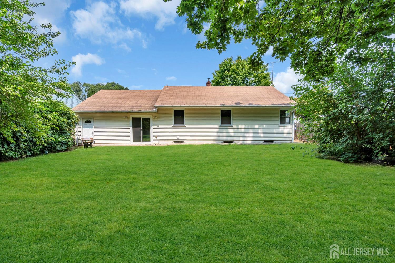 13 Burnham Road East Brunswick NJ 08816