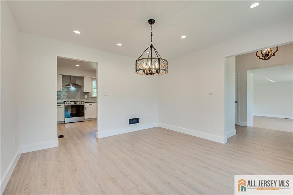 23 Amherst Way West Windsor NJ 08550