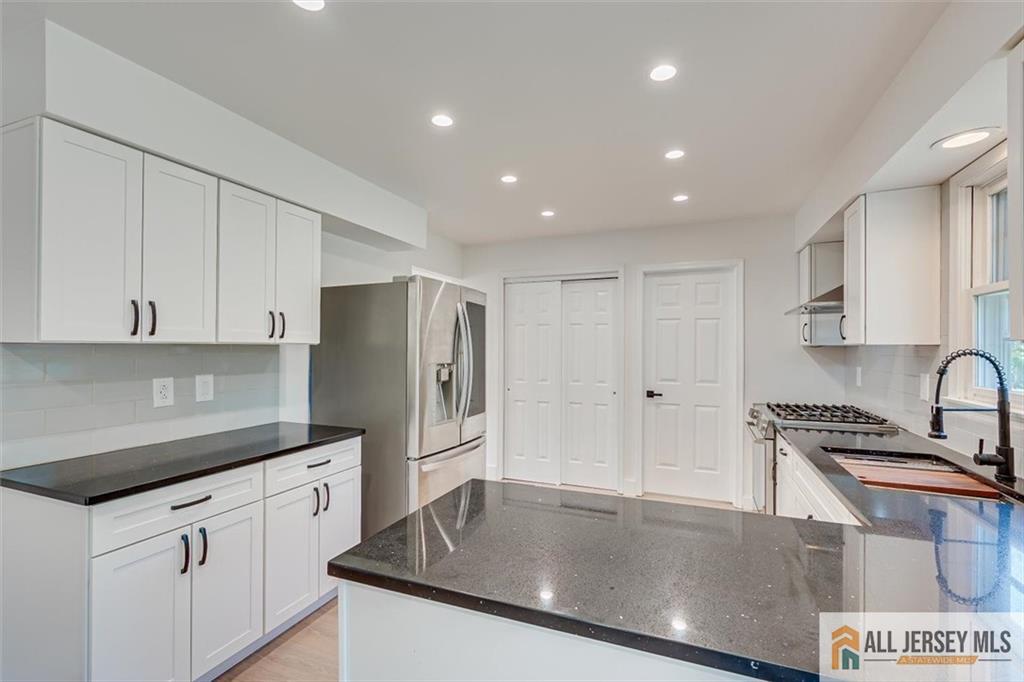 23 Amherst Way West Windsor NJ 08550