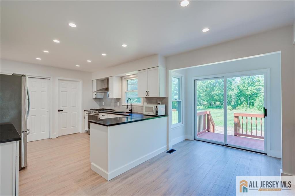 23 Amherst Way West Windsor NJ 08550