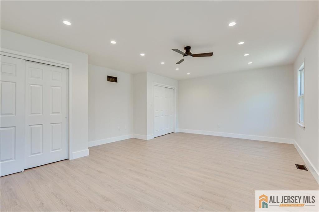 23 Amherst Way West Windsor NJ 08550