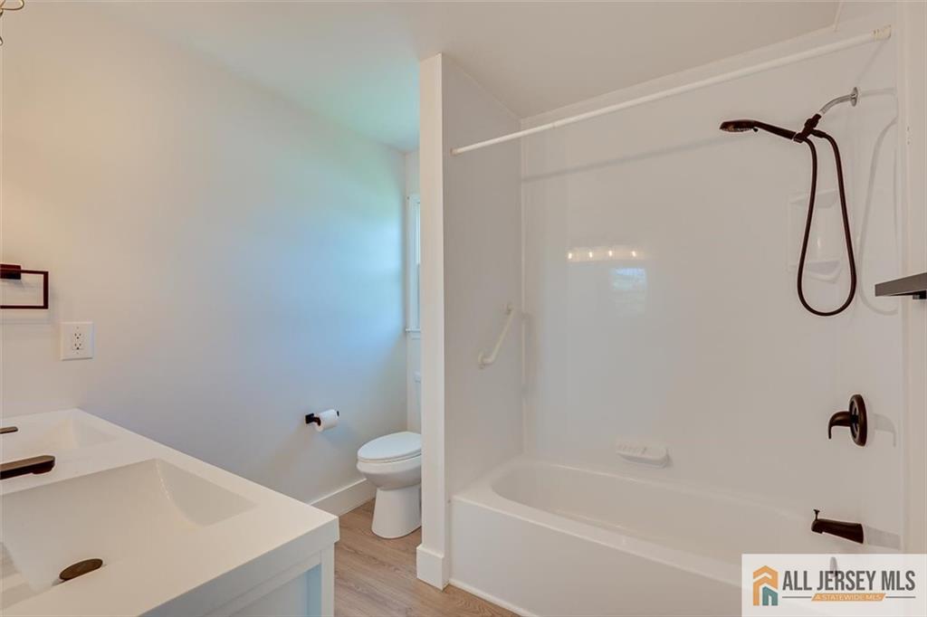 23 Amherst Way West Windsor NJ 08550