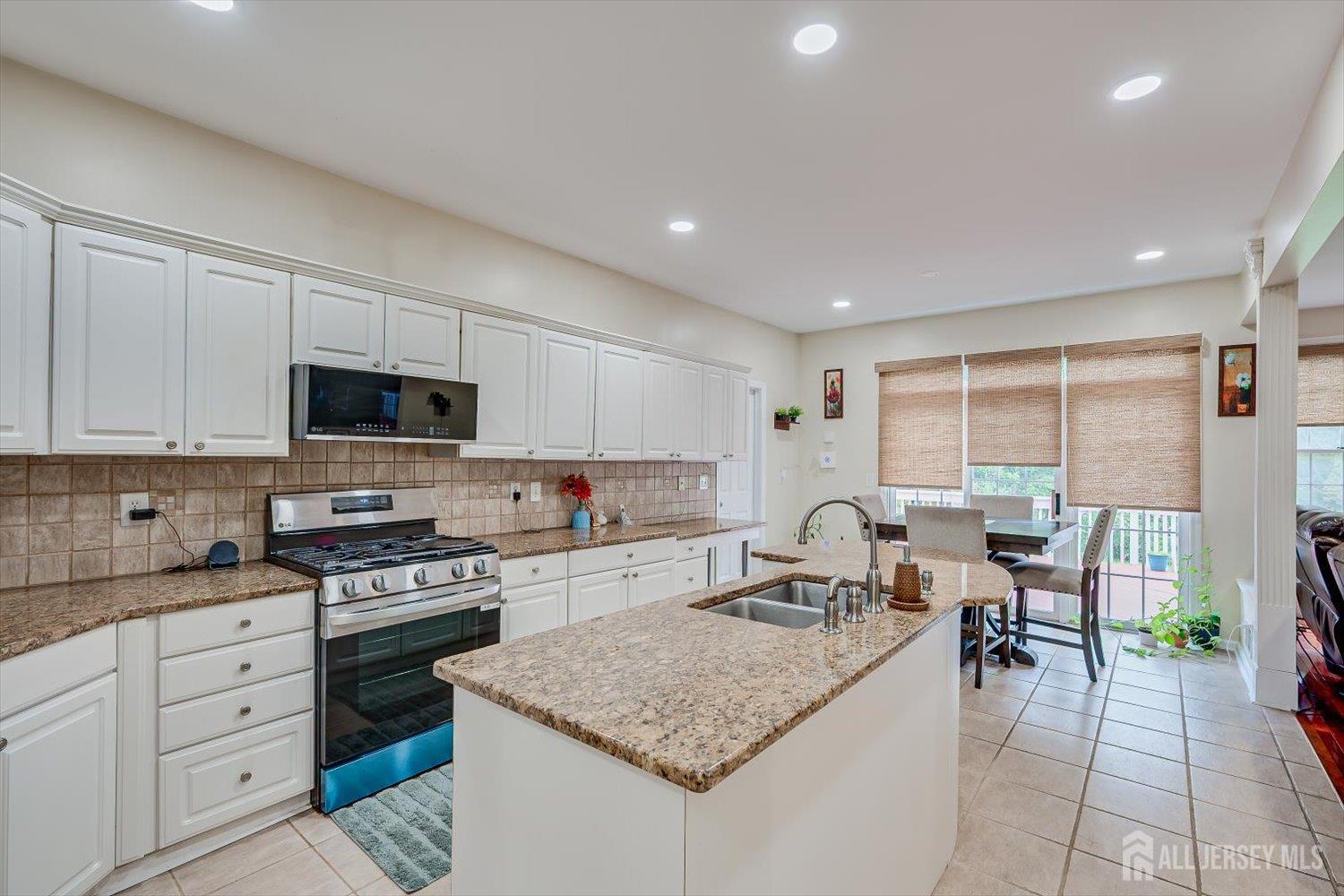 8 Mcbride Way Bridgewater NJ 08807