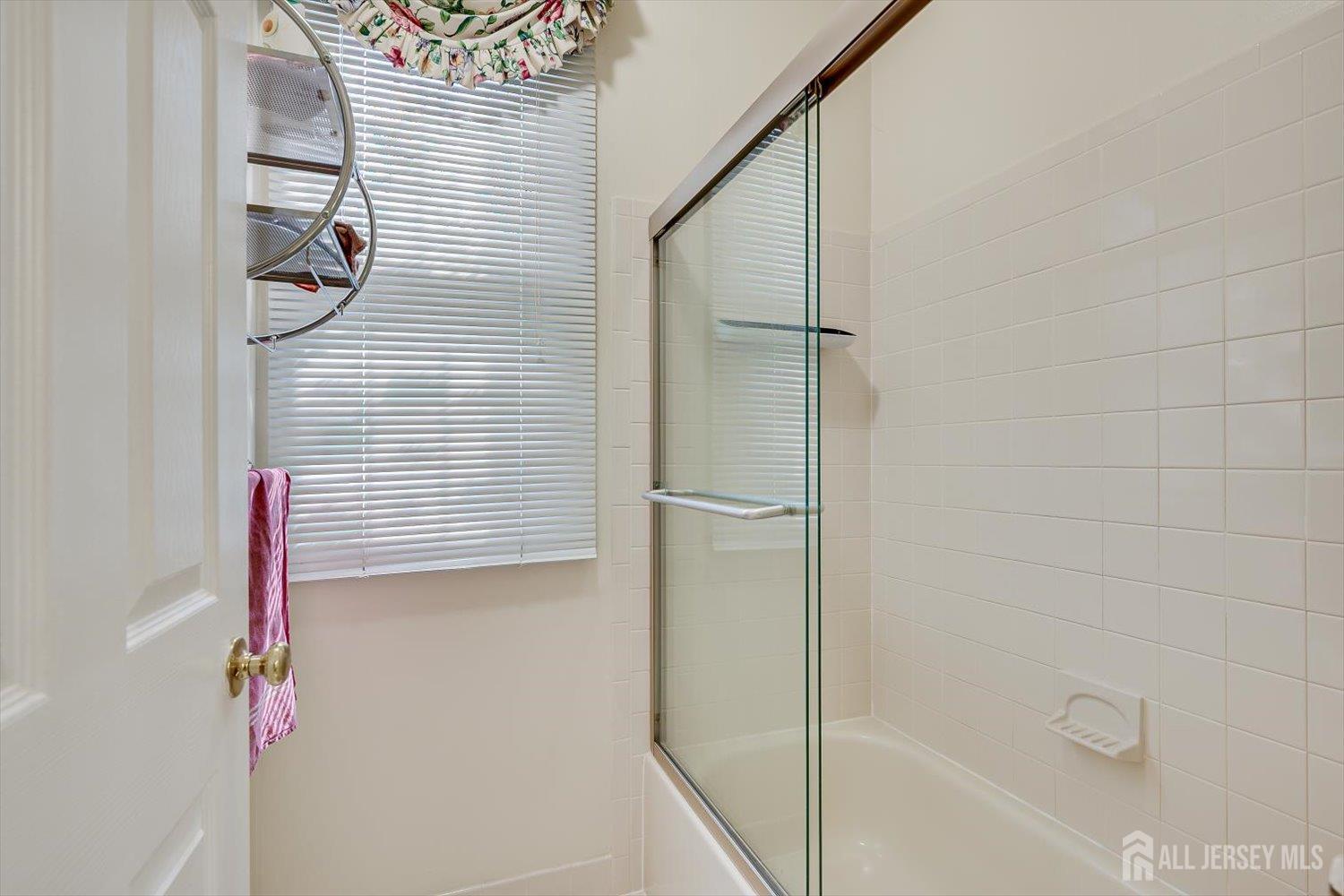 8 Mcbride Way Bridgewater NJ 08807