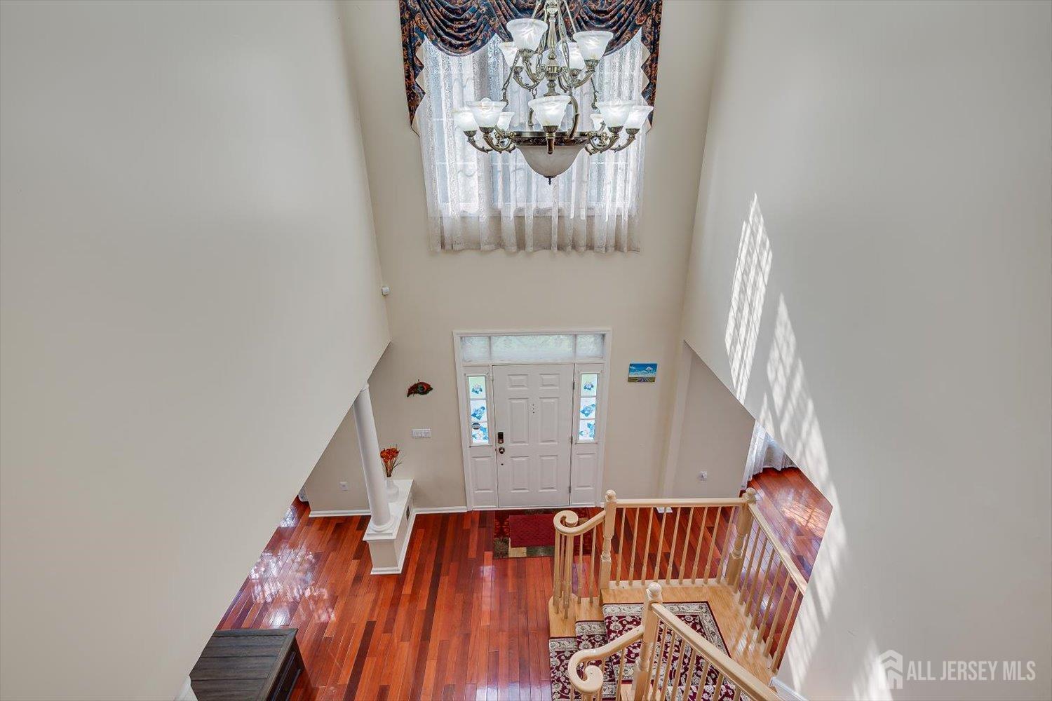 8 Mcbride Way Bridgewater NJ 08807