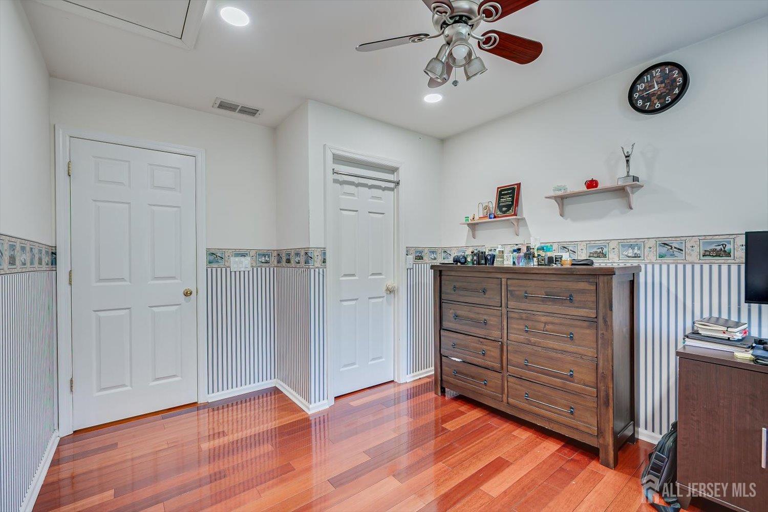 8 Mcbride Way Bridgewater NJ 08807