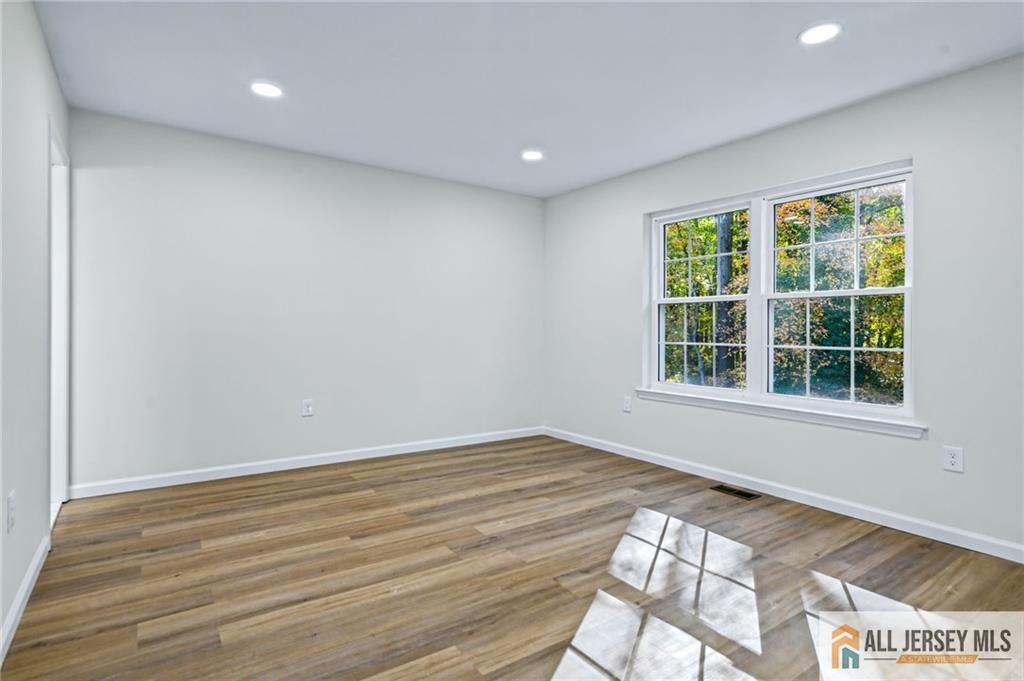 275 Constitution Circle North Brunswick NJ 08902