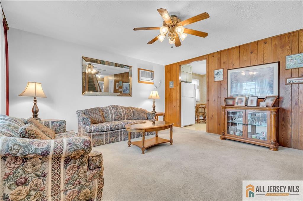 11 Richmond Road Edison NJ 08817