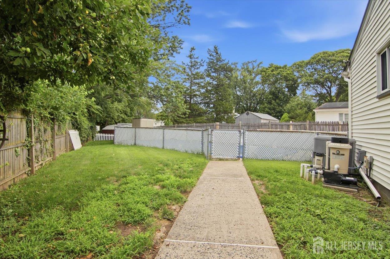 15 Bonham Drive Edison NJ 08837